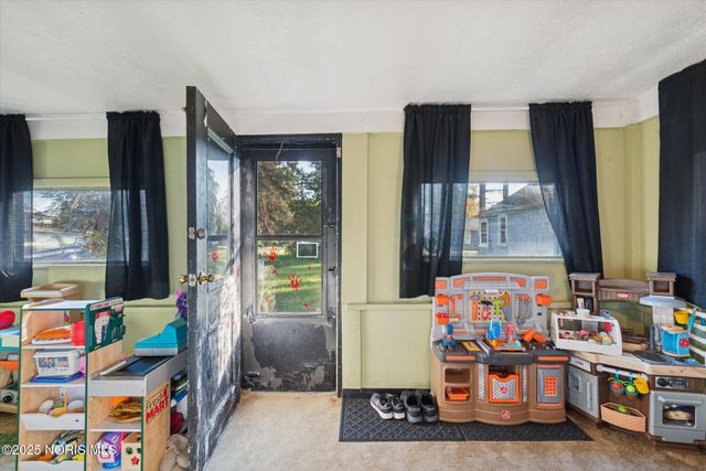 5327 Oldham Drive, Toledo, OH 43613