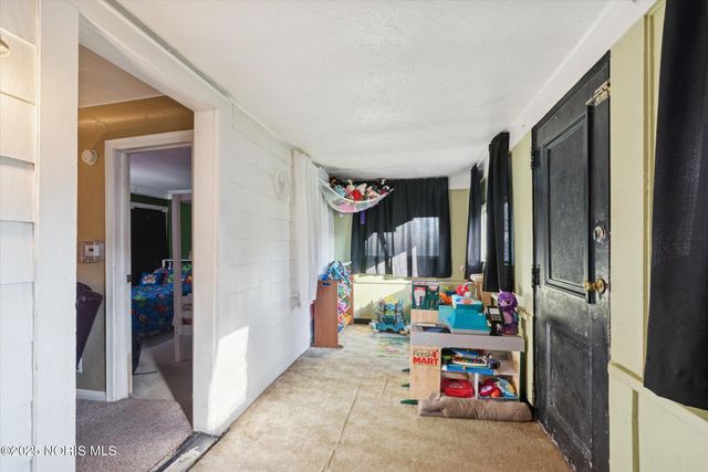 5327 Oldham Drive, Toledo, OH 43613