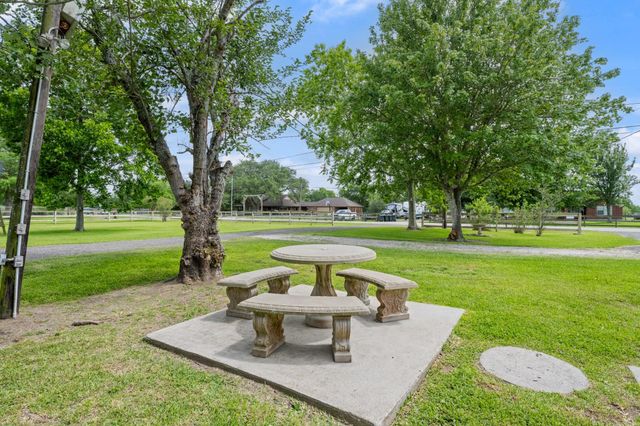 15602 Fir Road, Santa Fe, TX 77517