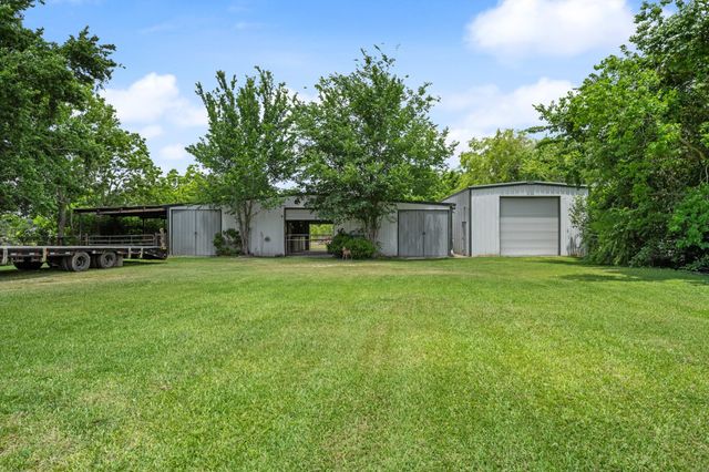 15602 Fir Road, Santa Fe, TX 77517