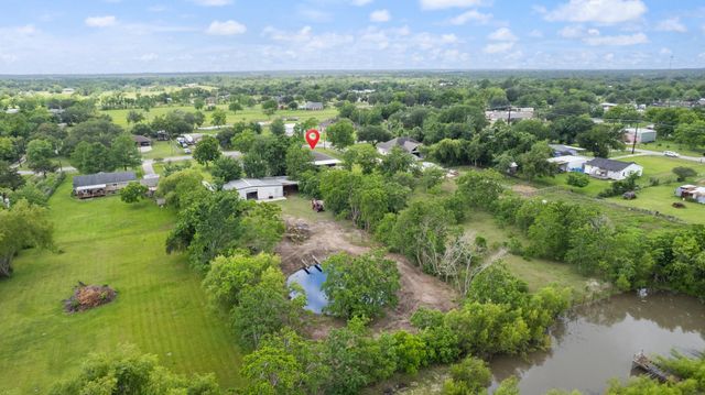 15602 Fir Road, Santa Fe, TX 77517