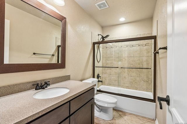 17718 Via Del Oro, San Antonio, TX 78257