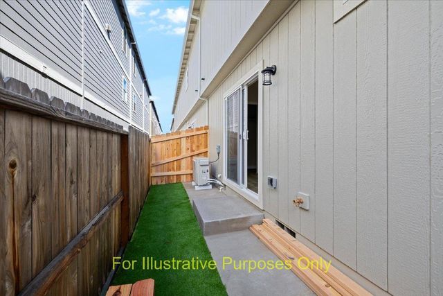 7871 Houston Loop, White City, OR 97503