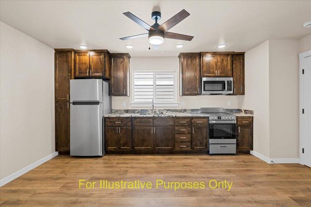 7871 Houston Loop, White City, OR 97503