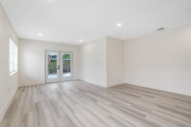 3429 E Shore Road, Miramar, FL 33023