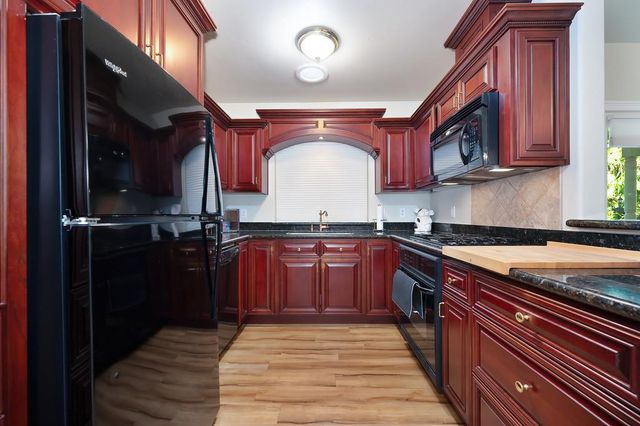 274 Huntley Ave, Auburn, CA 95603