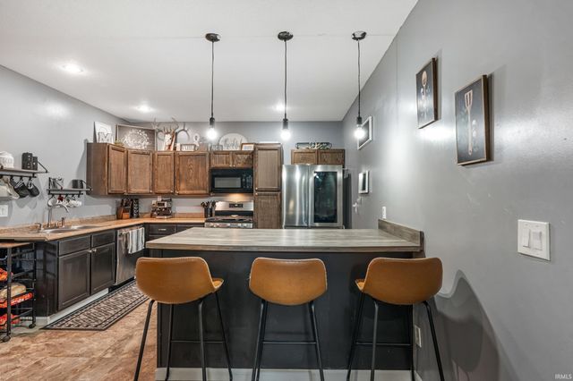 1917 County Road 28, Auburn, IN 46706