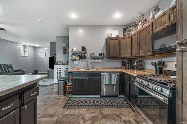 1917 County Road 28, Auburn, IN 46706