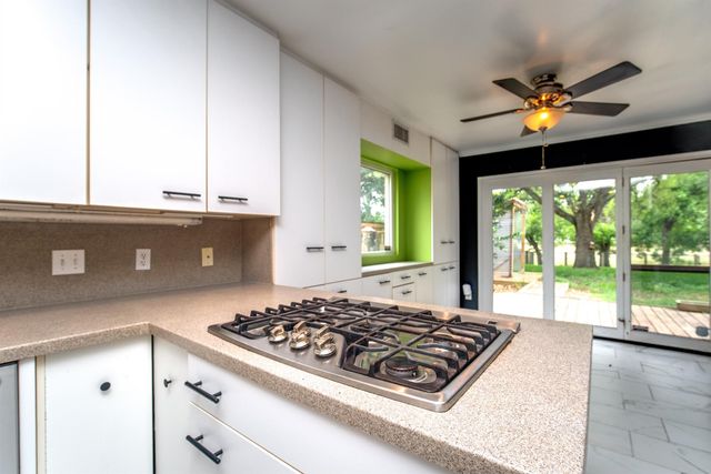 3927 Pleasant Valley Drive, Missouri City, TX 77459