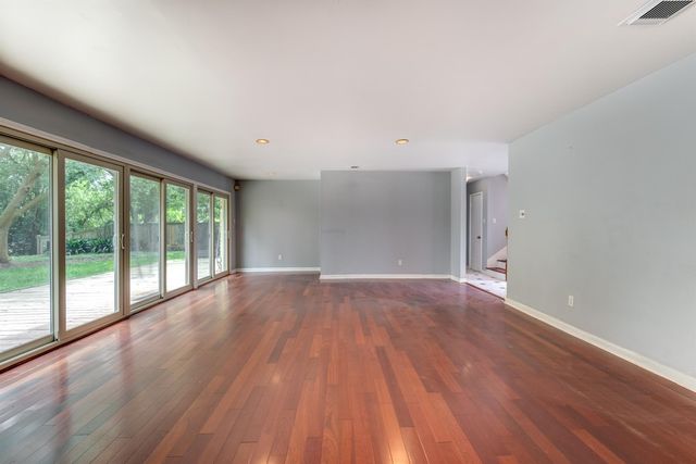 3927 Pleasant Valley Drive, Missouri City, TX 77459