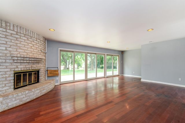 3927 Pleasant Valley Drive, Missouri City, TX 77459