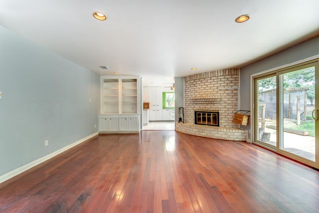 3927 Pleasant Valley Drive, Missouri City, TX 77459