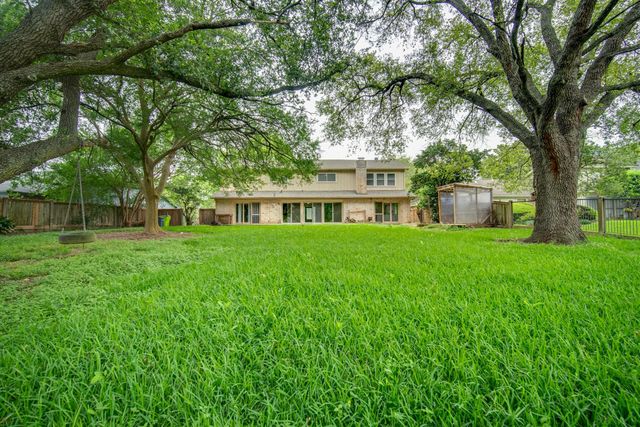 3927 Pleasant Valley Drive, Missouri City, TX 77459
