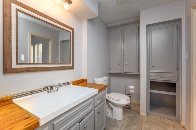 3927 Pleasant Valley Drive, Missouri City, TX 77459