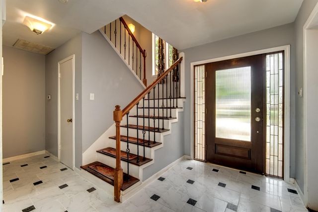 3927 Pleasant Valley Drive, Missouri City, TX 77459