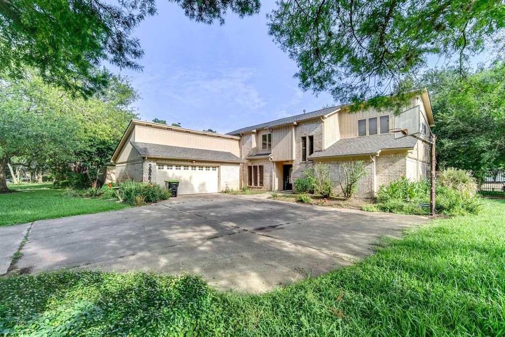 3927 Pleasant Valley Drive, Missouri City, TX 77459