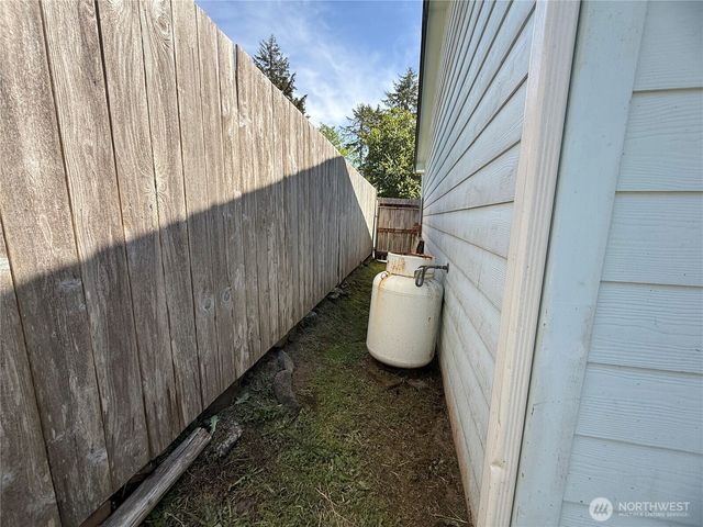 30511 M Place, Ocean Park, WA 98640