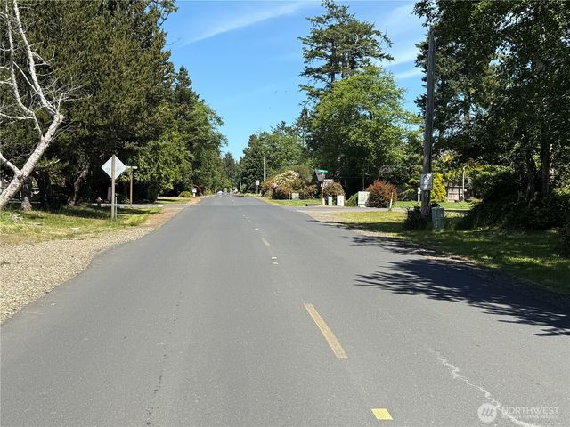 30511 M Place, Ocean Park, WA 98640