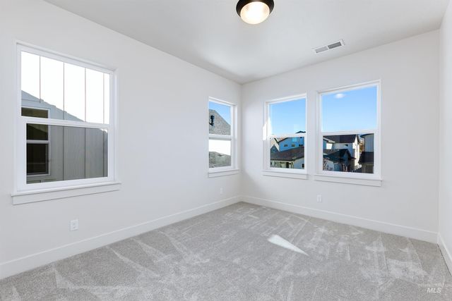 13926 N Ermine Ave, Boise, ID 83714