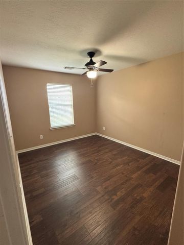 3219 Witney Way, Fresno, TX 77545