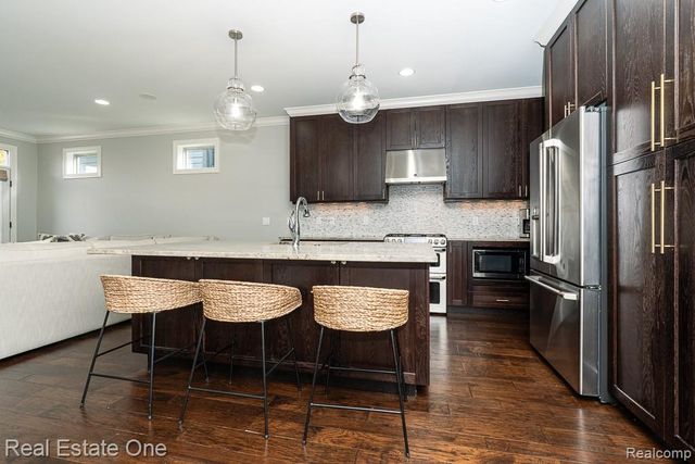 1571 Ruffner Avenue, Birmingham, MI 48009