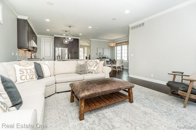 1571 Ruffner Avenue, Birmingham, MI 48009