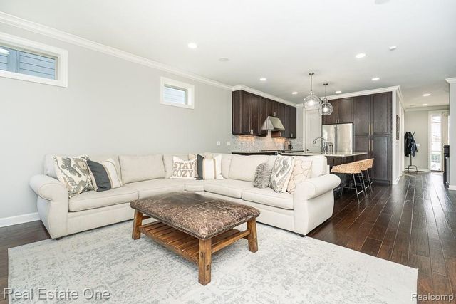 1571 Ruffner Avenue, Birmingham, MI 48009