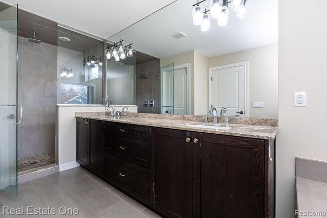 1571 Ruffner Avenue, Birmingham, MI 48009