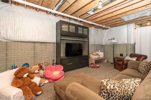 1571 Ruffner Avenue, Birmingham, MI 48009