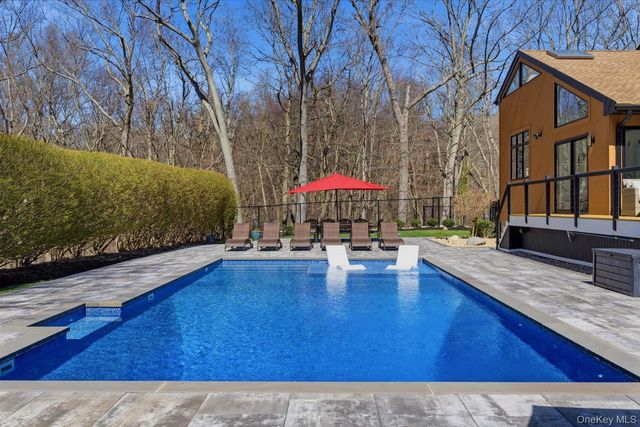 9 Watercrest Court, Head Of The Harbor, NY 11780