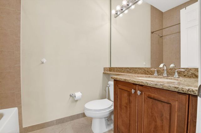 7420 Twin Falls Drive, Boynton Beach, FL 33437