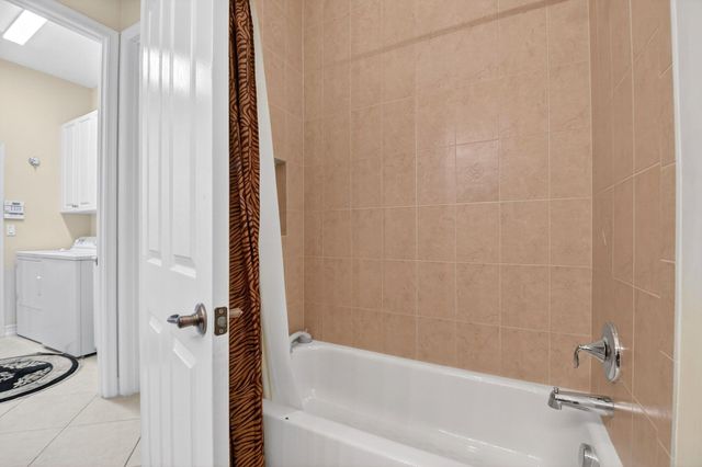 7420 Twin Falls Drive, Boynton Beach, FL 33437