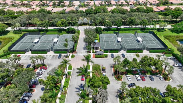7420 Twin Falls Drive, Boynton Beach, FL 33437