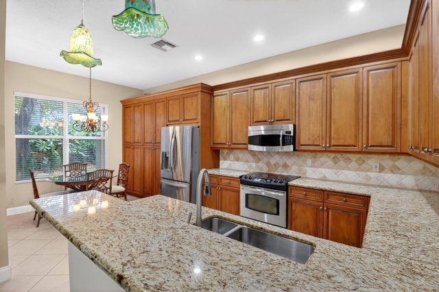 7420 Twin Falls Drive, Boynton Beach, FL 33437