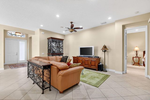 7420 Twin Falls Drive, Boynton Beach, FL 33437