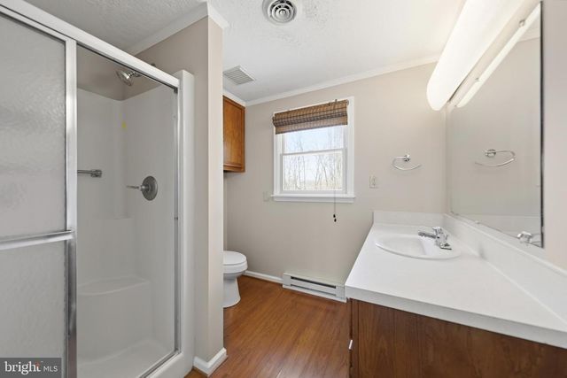25 NELSON LN, Berkeley Springs, WV 25411