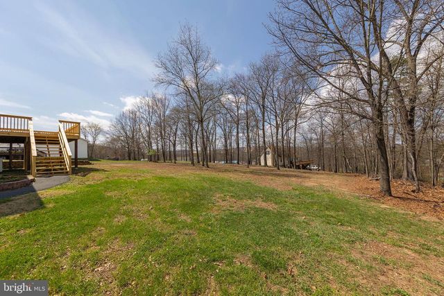 25 NELSON LN, Berkeley Springs, WV 25411