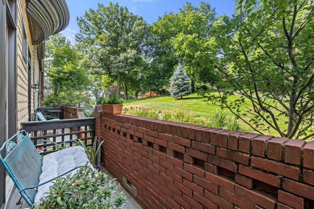 563 Boylston Street 563, Brookline, MA 02445