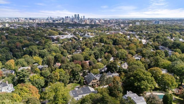 563 Boylston Street 563, Brookline, MA 02445