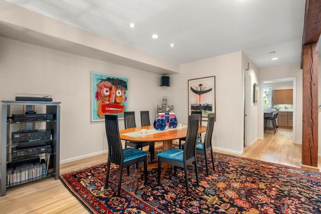 563 Boylston Street 563, Brookline, MA 02445