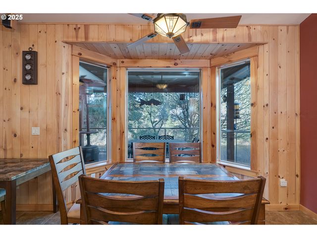 31 KINGFISHER Ln, Washougal, WA 98671