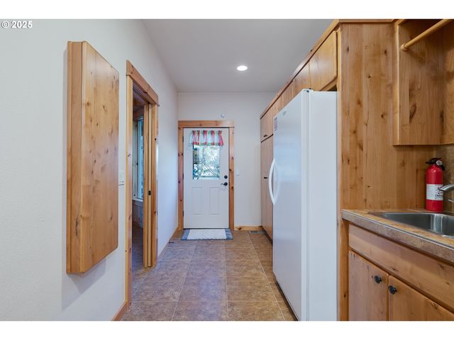 31 KINGFISHER Ln, Washougal, WA 98671