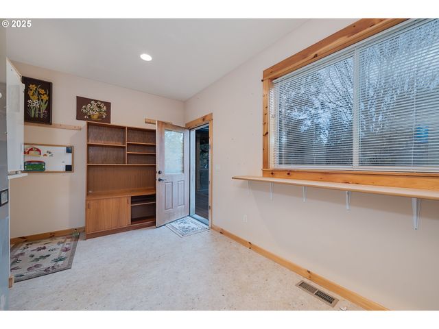 31 KINGFISHER Ln, Washougal, WA 98671