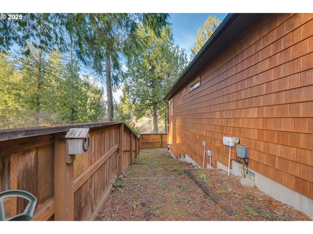 31 KINGFISHER Ln, Washougal, WA 98671