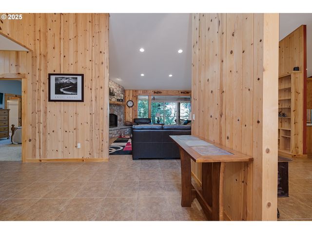 31 KINGFISHER Ln, Washougal, WA 98671