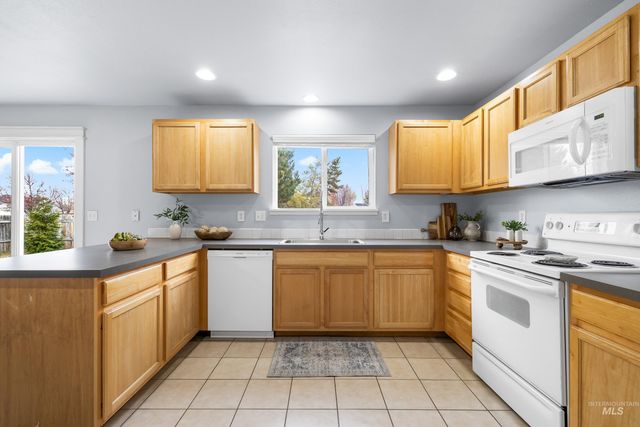 11320 W Meadowbreeze Court, Star, ID 83699