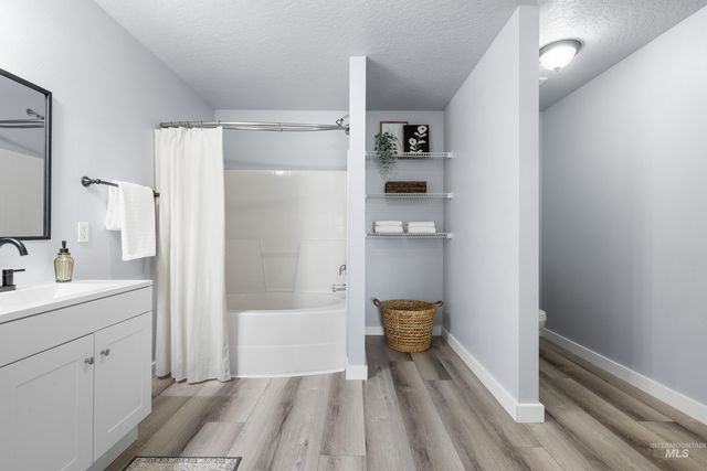 11320 W Meadowbreeze Court, Star, ID 83699