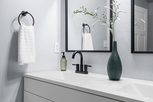 11320 W Meadowbreeze Court, Star, ID 83699