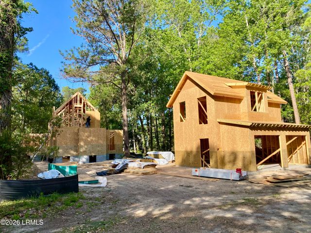 695 Distant Island Drive, Beaufort, SC 29907