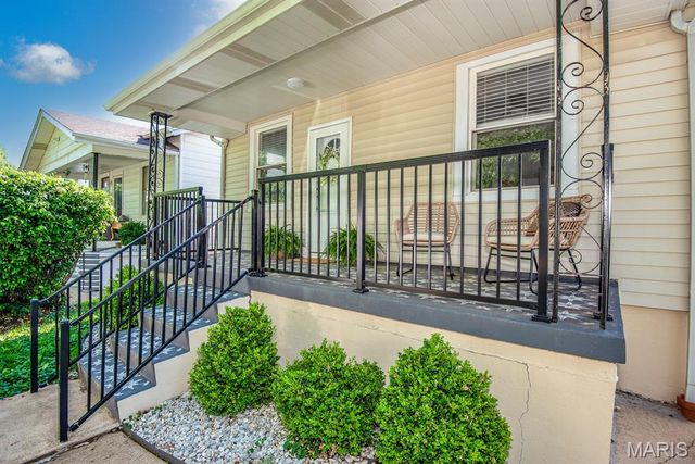 4410 S Spring Avenue, St Louis, MO 63116